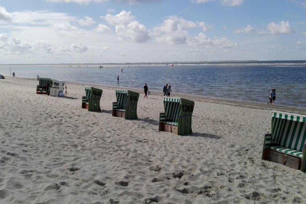 Urlaubsdomizil Norden/Norddeich, Mit Garten エクステリア 写真